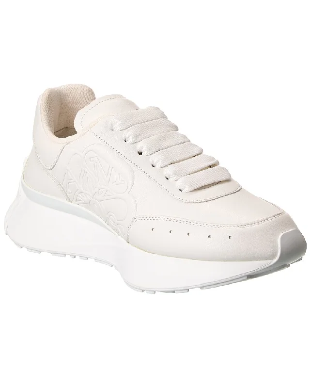 Sophisticated Street Style Offers Alexander McQueen Low Sprint Runner Leather Sneaker