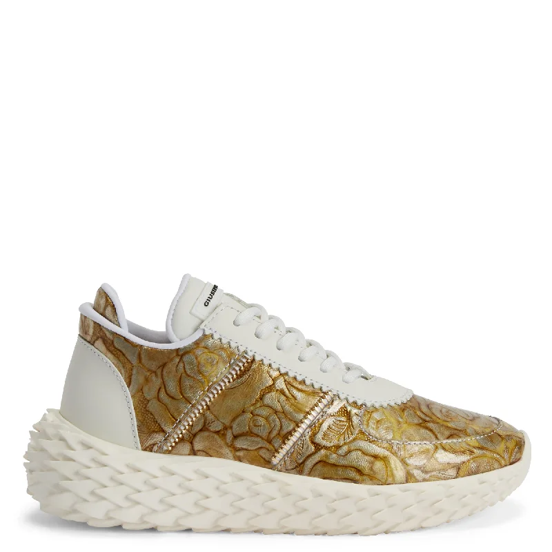 Adventure-Ready Footwear Sale Giuseppe Zanotti Urchin