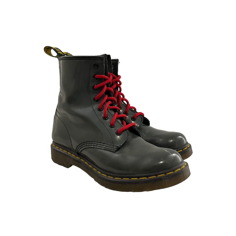 Effortless Style, Endless Impact Dr.Martens/Boots/Red Lace