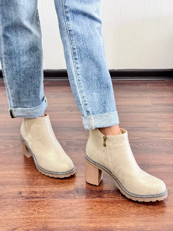 All-Day Comfort Shoes [Corky's] Bite Me Heeled Bootie-Gold