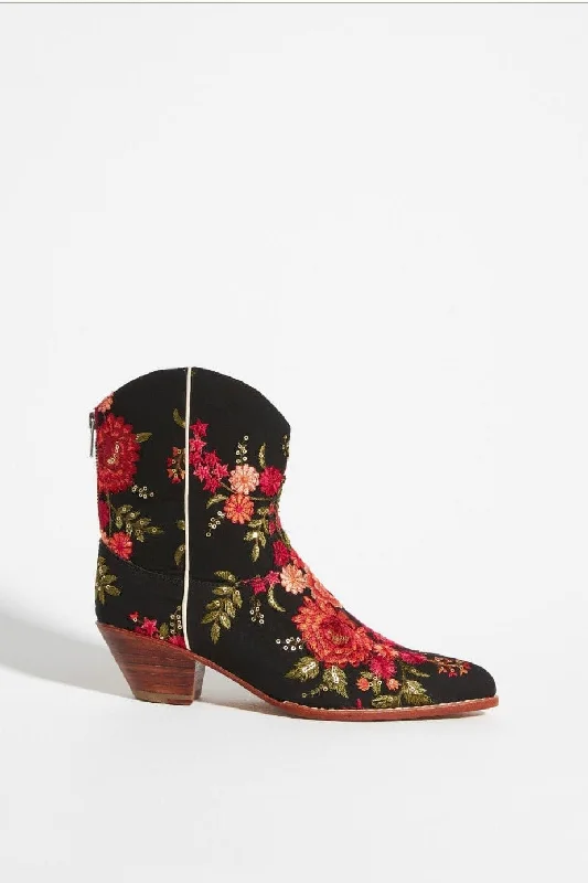 Limited Stock, Big Discounts EMBROIDERED WESTERN BOOTS LEILA