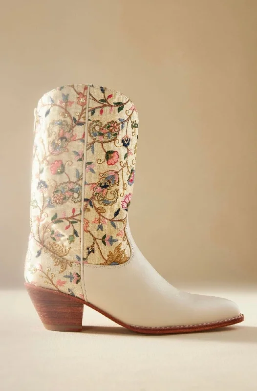 Winter Warehouse Sale EMBROIDERED WESTERN BOOTS X BHLDN ANTHROPOLOGIE