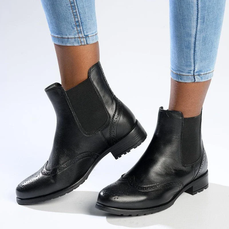 Streetwear-Inspired Footwear Hush Puppies Zoey Leather Ankle Boot - Black